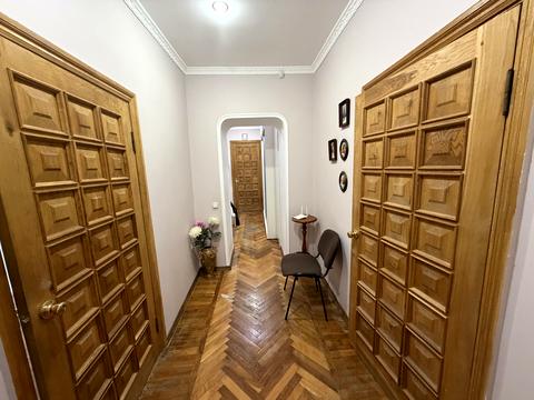 квартира за адресою Дмитра Яворницького просп. (Карла Маркса), 113