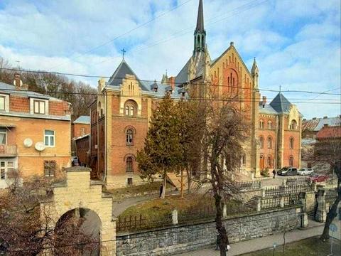 квартира по адресу Лысенко ул., 23