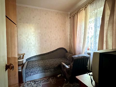 будинок за адресою Центрова