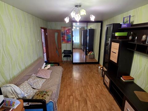 квартира за адресою Космонавтів вул., 77-А