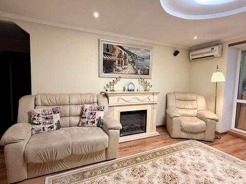 квартира за адресою Почайнинська вул., 35