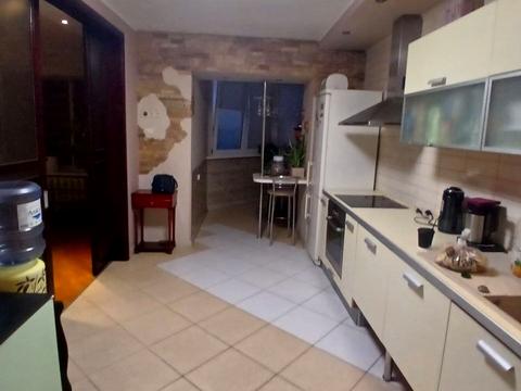 квартира за адресою Київ, Анни Ахматової вул., 31