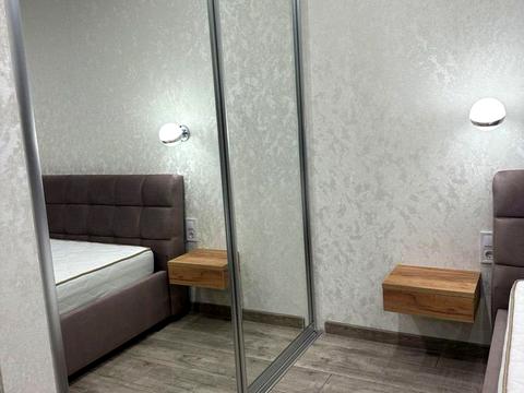 квартира по адресу Олександра Олеся ул., 10