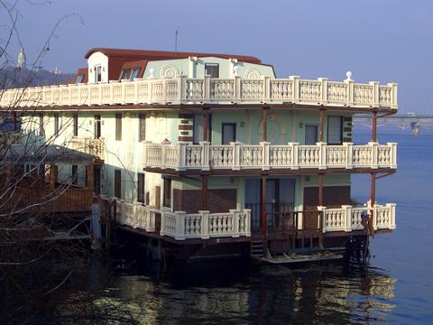 коммерческая по адресу Галерна, 37