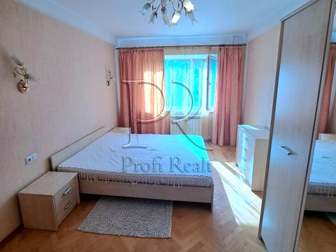 квартира за адресою Дарницький бульв., 15