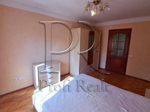 квартира за адресою Дарницький бульв., 15