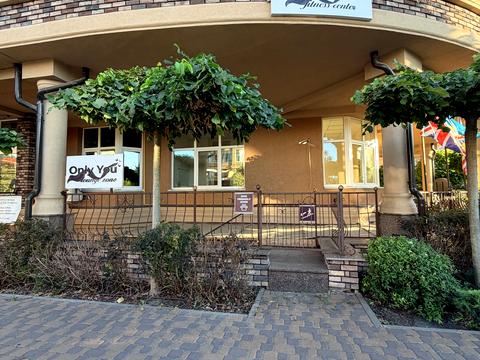 комерційна за адресою Сонячна вул., 3