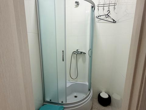 комерційна за адресою Сонячна вул., 3