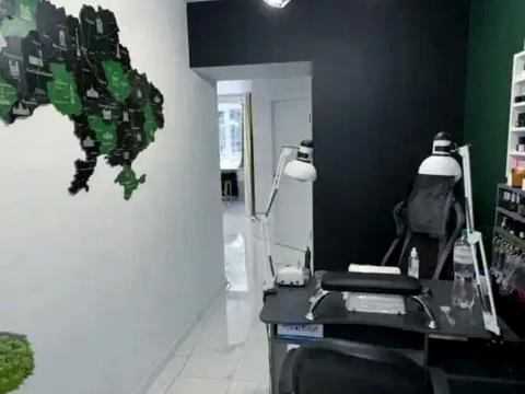 коммерческая по адресу Мономаха, 25А