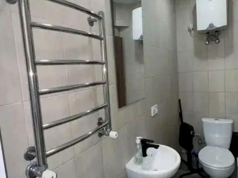 коммерческая по адресу Мономаха, 25А