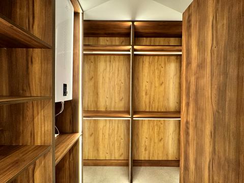 квартира по адресу Братьев Шеметов ул., (Будинок 304)