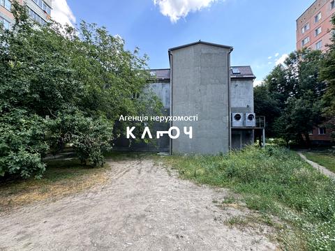 коммерческая по адресу Героев Украины ул. (Героїв Сталінграду), 12б