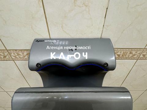 коммерческая по адресу Героев Украины ул. (Героїв Сталінграду), 12б