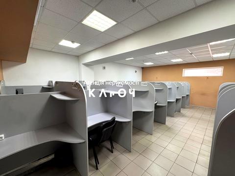 коммерческая по адресу Героев Украины ул. (Героїв Сталінграду), 12б