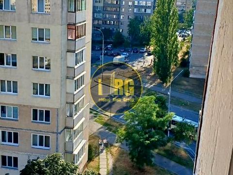 квартира за адресою Київ, Володимира Івасюка просп. (Героїв Сталінграду), 56