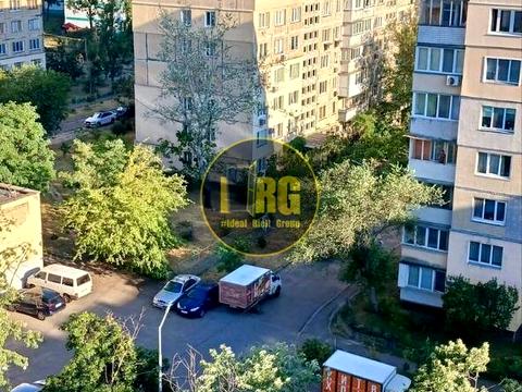 квартира за адресою Київ, Володимира Івасюка просп. (Героїв Сталінграду), 56