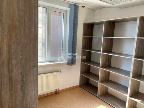 комерційна за адресою Фізкультури вул., 28