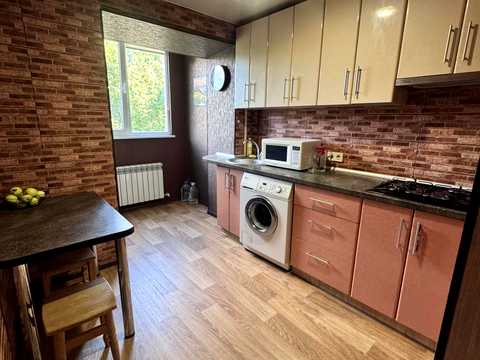 квартира за адресою Зернова вул., 55б
