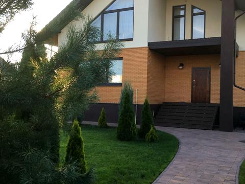 будинок за адресою Буча, Сім'ї Забарило вул., 10