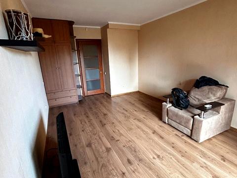 квартира за адресою Докова вул., 16