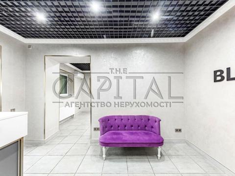 коммерческая по адресу Миколи Соловцова ул., 2А