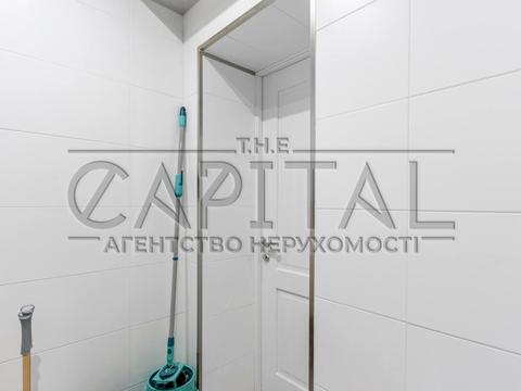 коммерческая по адресу Миколи Соловцова ул., 2А