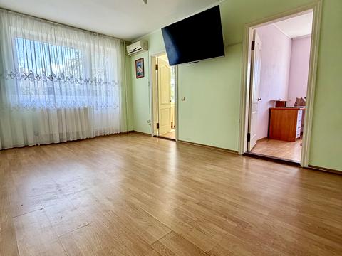 квартира за адресою Академіка Янгеля вул. (Фрунзе), 38