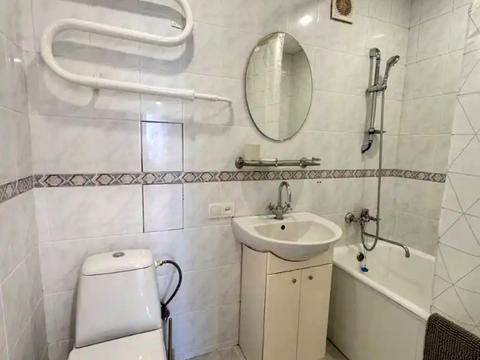 квартира за адресою Писаржевського вул., 8-А