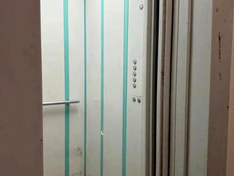 квартира за адресою Дніпро, житловий масив Тополя-2 вул., 6