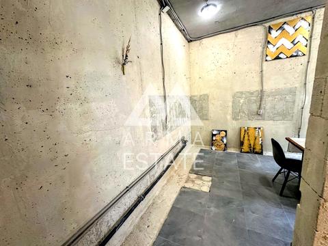 комерційна за адресою Приозерний бульв., 1-А