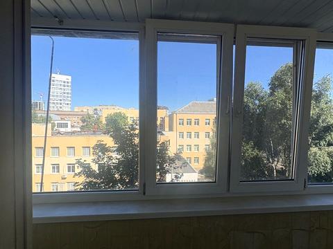 квартира за адресою Івана Мазепи вул. (Січневого Повстання), 4