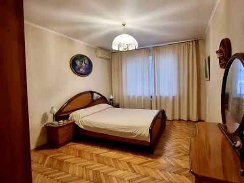 квартира за адресою Дарницька вул., 9