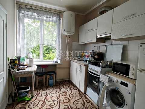 квартира по адресу Защитников Украины пл., 1
