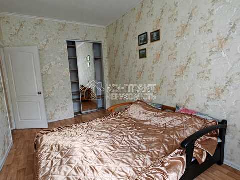 квартира по адресу Защитников Украины пл., 1