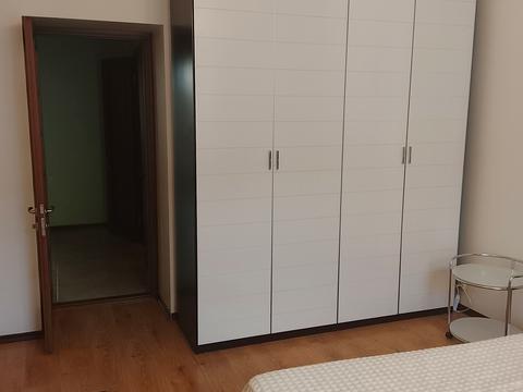 квартира за адресою Зоопаркова вул., 6