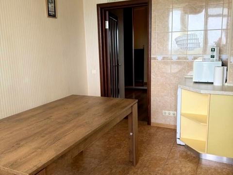 квартира за адресою Єлизавети Чавдар вул., 1