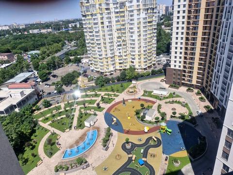 квартира за адресою Краснова вул., 1-Б