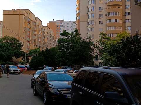 квартира за адресою Райдужний масив вул., 7-Б