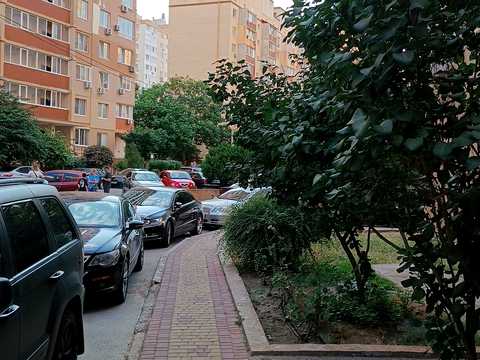 квартира за адресою Райдужний масив вул., 7-Б