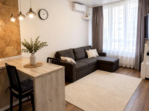 квартира за адресою Салютна вул., 2к4