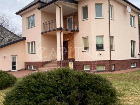 будинок за адресою Київ, каштанова