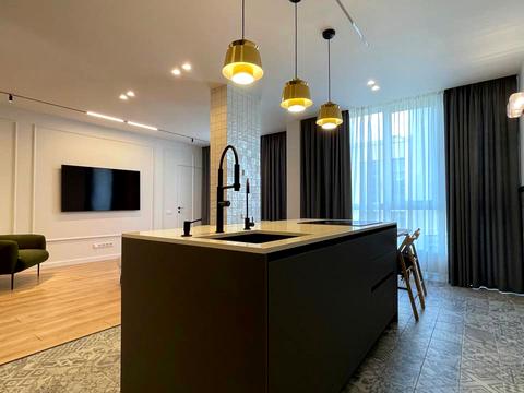 квартира за адресою Салютна вул., 2к7