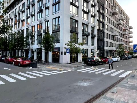 квартира за адресою Салютна вул., 2к7