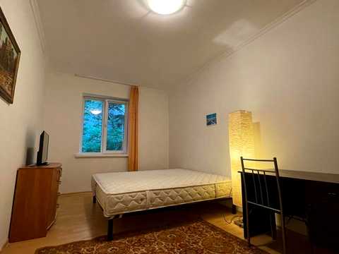 квартира за адресою Генерала Тарнавського вул. (Кутузова), 43