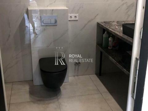 комерційна за адресою Золотоустівська вул., 53А