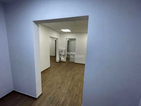 комерційна за адресою Балтійський пров., 3