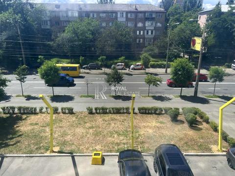 комерційна за адресою Данила Щербаківського вул. (Щербакова), 52
