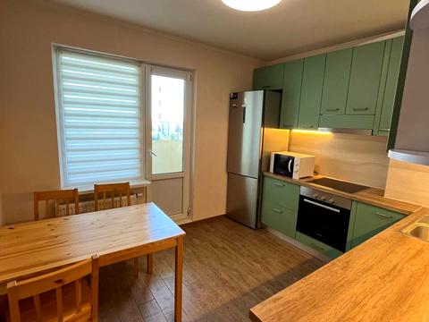 квартира за адресою Ревуцького вул., 54