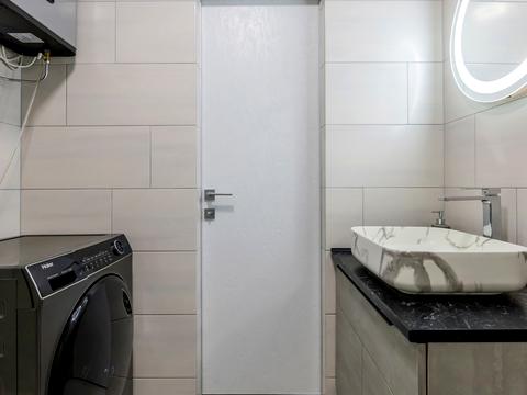 квартира за адресою Набережно-Рибальська вул., 27