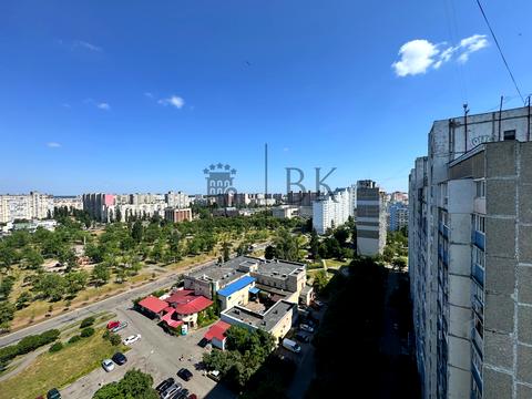 квартира за адресою Архітектора Ніколаєва вул., 11